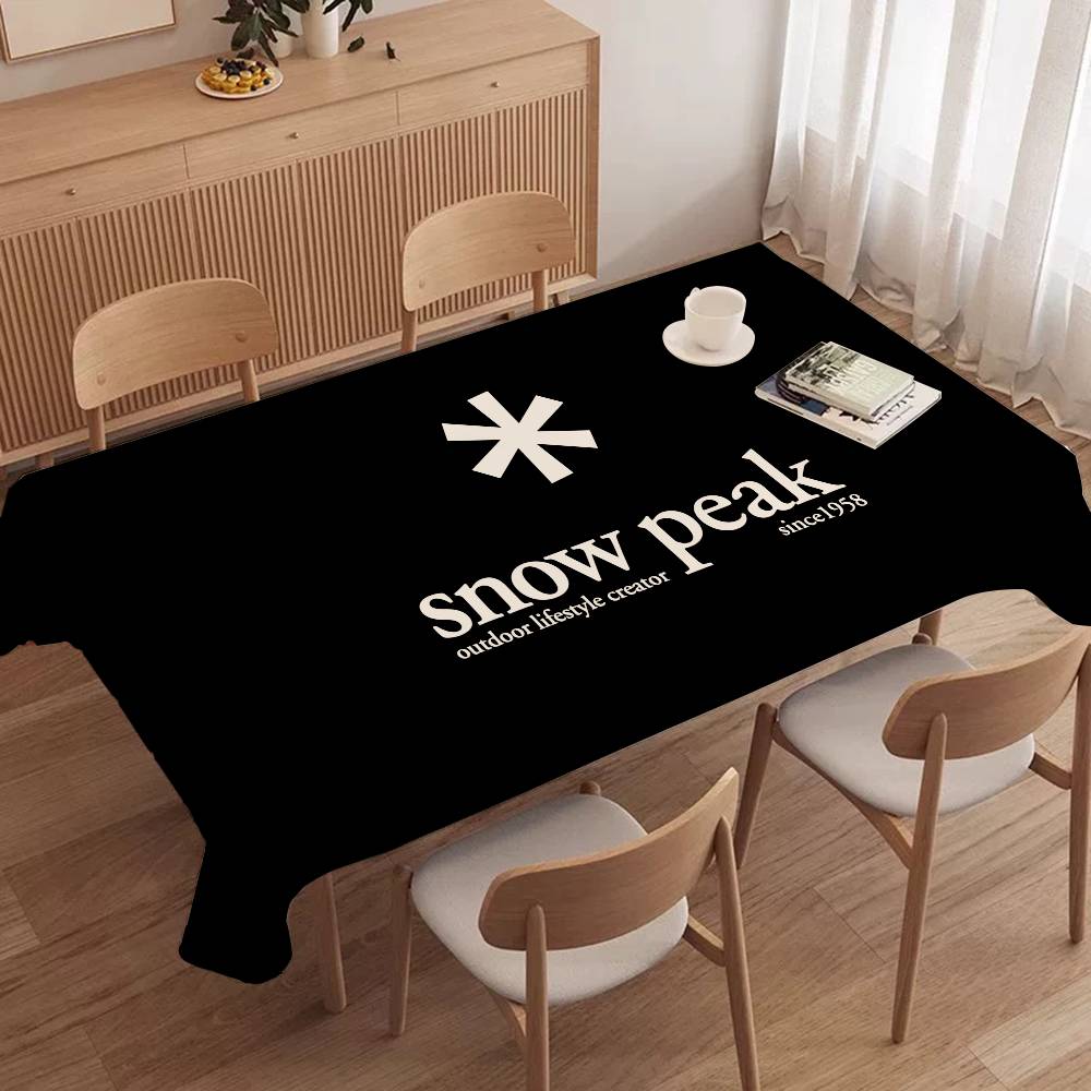 Модная скатерть с логотипом S- – обзор и цена Home Textiles Today Logo